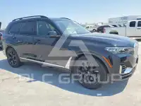 2022 BMW X7 фото