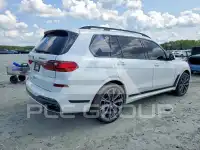2022 BMW X7 фото