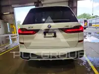 2022 BMW X7 фото