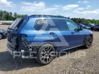 2022 BMW X7 фото