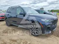 2022 BMW X7 фото