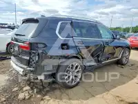 2022 BMW X7 фото