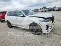 2022 BMW X7 фото
