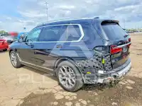 2022 BMW X7 фото