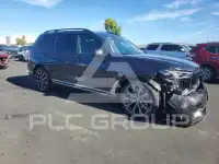 2022 BMW X7 photo