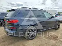 2022 BMW X7 фото