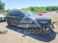 2022 BMW X7 фото