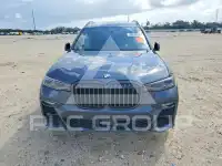 2022 BMW X7 фото