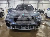 2022 BMW X7 фото