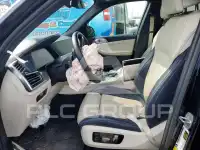 2022 BMW X7 фото
