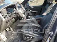 2022 BMW X7 фото