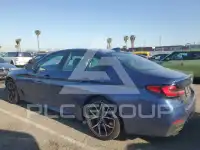 2022 BMW 540 фото