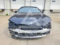 2022 BMW M8 фото