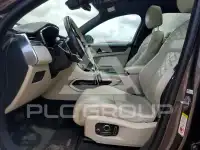2022 Jaguar F-PACE фото