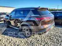 2022 Infinity QX60 photo