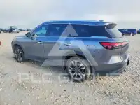 2022 Infinity QX60 photo