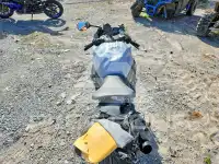 2022 Suzuki GSX-R750 фото