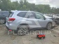 2022 Subaru Forester фото