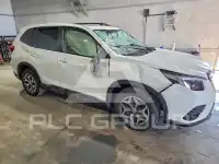 2022 Subaru Forester photo