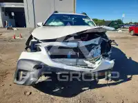 2022 Subaru Outback photo