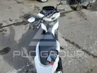 2022 Honda PCX фото