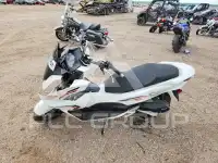 2022 Honda PCX фото