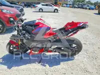 2022 Honda CBR фото