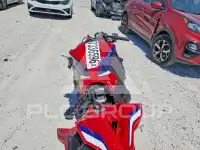 2022 Honda CBR фото