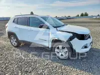 2022 Jeep COMPASS photo