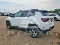 2022 Jeep COMPASS photo
