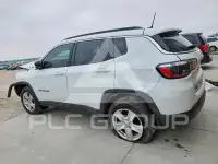 2022 Jeep COMPASS photo