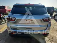 2022 Jeep COMPASS photo
