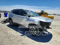 2022 Jeep COMPASS photo