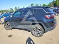 2022 Jeep COMPASS фото