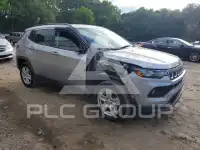 2022 Jeep COMPASS photo