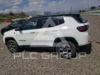 2022 Jeep COMPASS photo