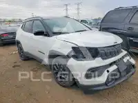 2022 Jeep COMPASS photo