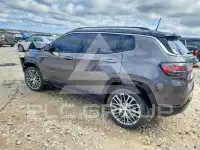 2022 Jeep COMPASS photo
