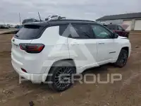 2022 Jeep COMPASS photo