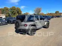 2022 Jeep WRANGLER фото