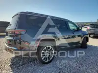 2022 Jeep WAGONEER photo