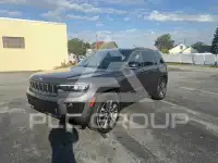 2022 Jeep CHEROKEE photo