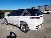 2022 Jeep CHEROKEE фото