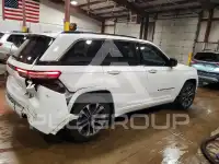 2022 Jeep CHEROKEE фото