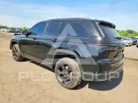 2022 Jeep CHEROKEE photo