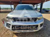 2022 Jeep CHEROKEE photo