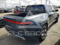 2022 Rivian R1T photo
