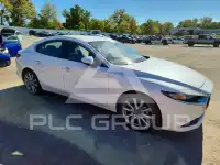 2022 Mazda 3 photo