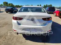 2022 Mazda 3 photo