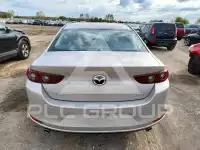 2022 Mazda 3 photo